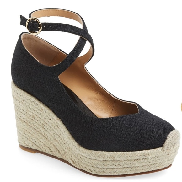 bettye muller Shoes - NWT Bettye Muller Crowne Linen Espadrille Wedge